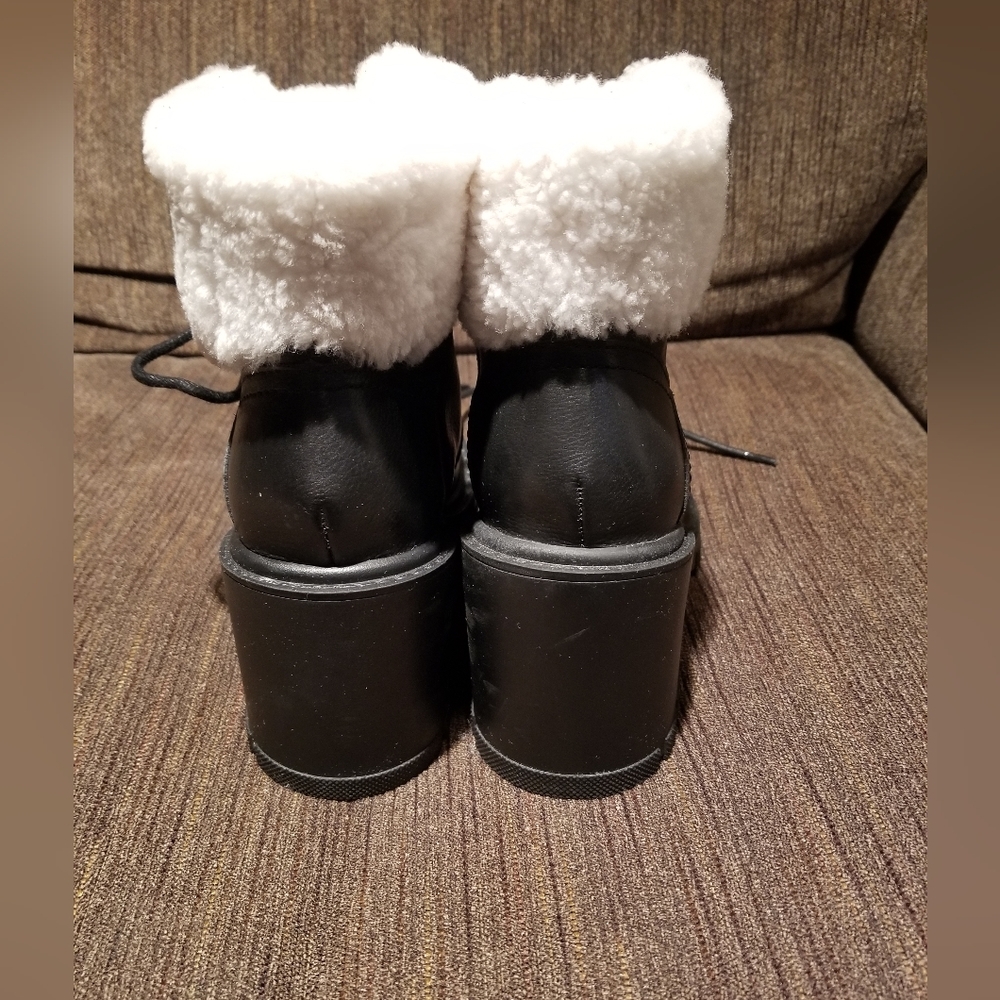 Marc Fisher Sheep fue Bootie Color Black/White  Size 6 1/2 - Picture 7 of 9